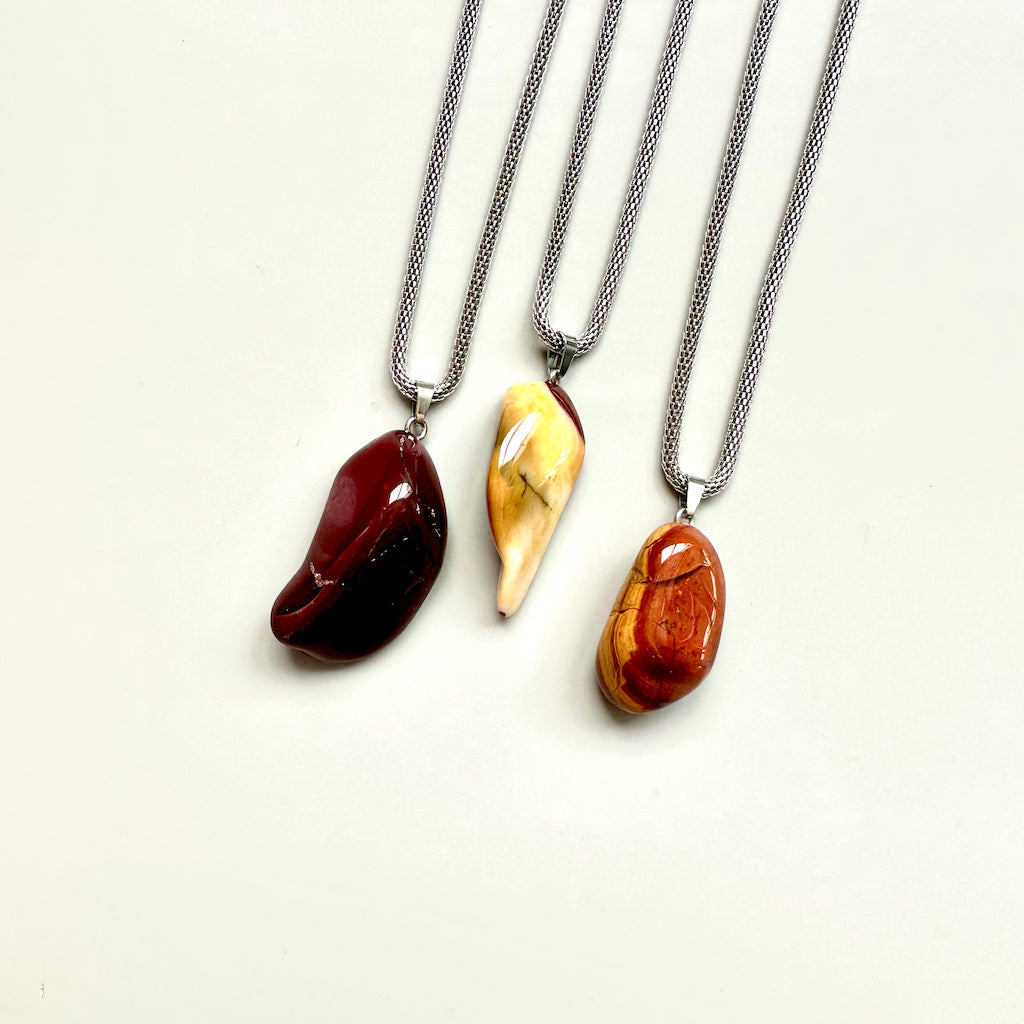 Gemstone collier Mookaiet