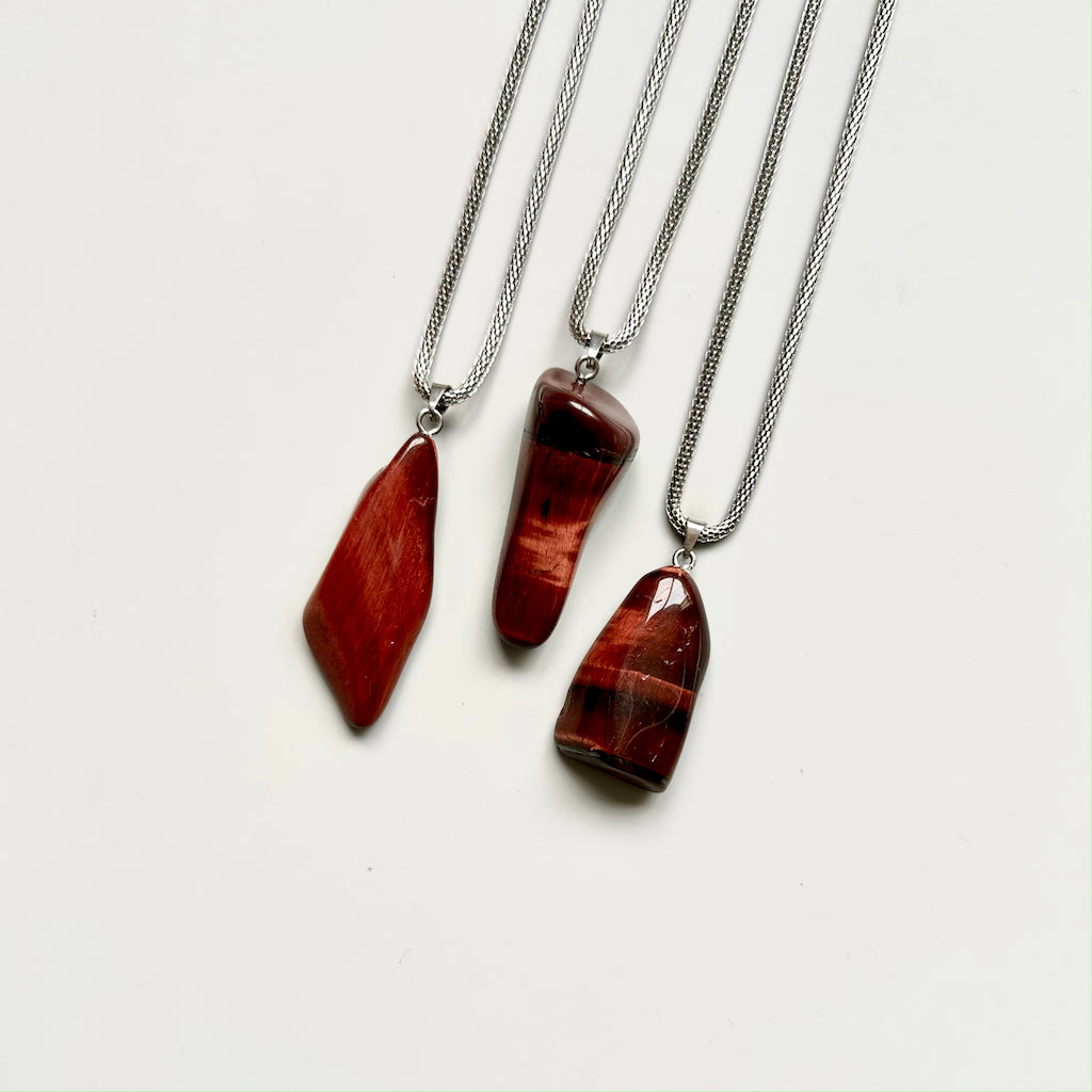 Gemstone collier Tijgeroog rood