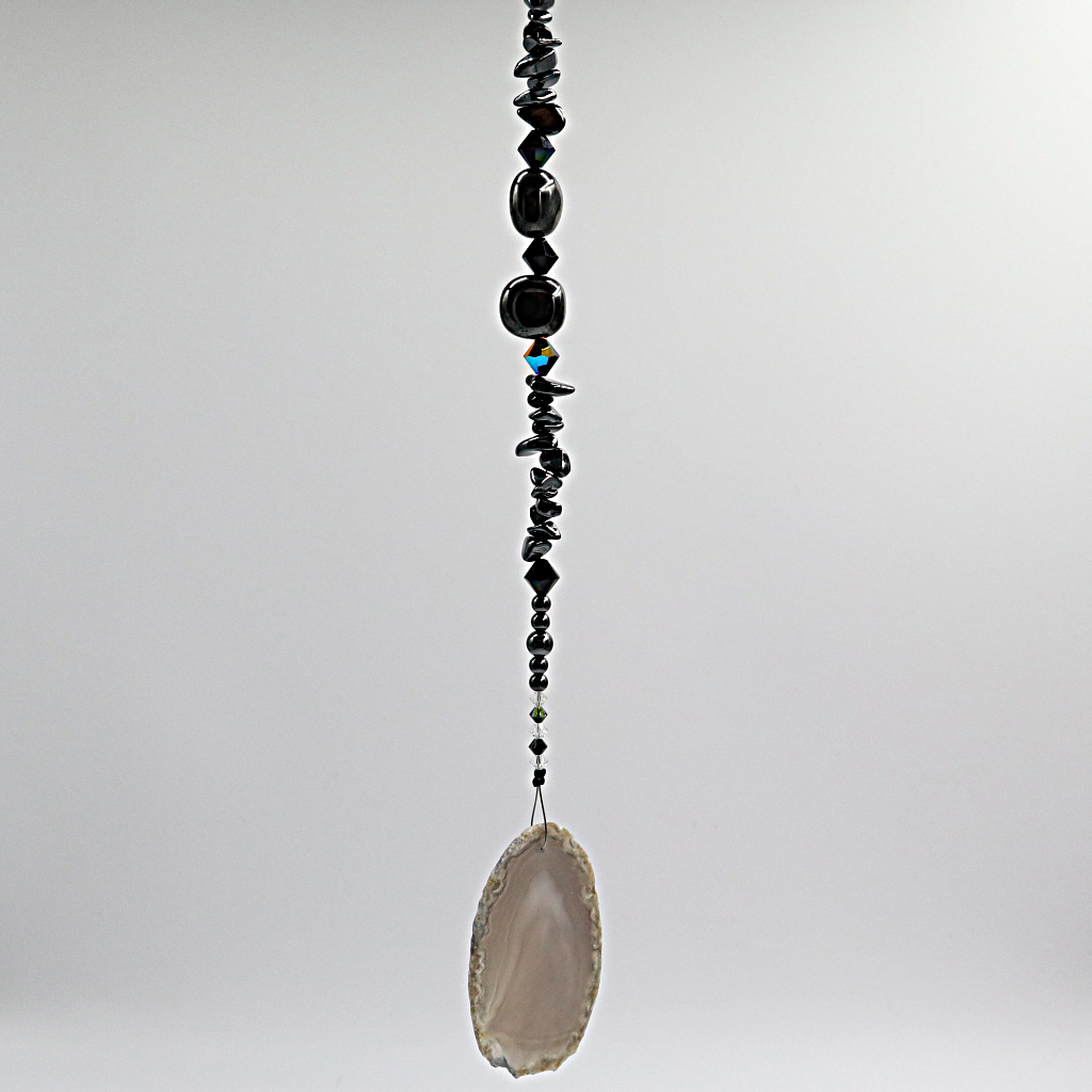 Raamhanger agaatschijf en hematiet