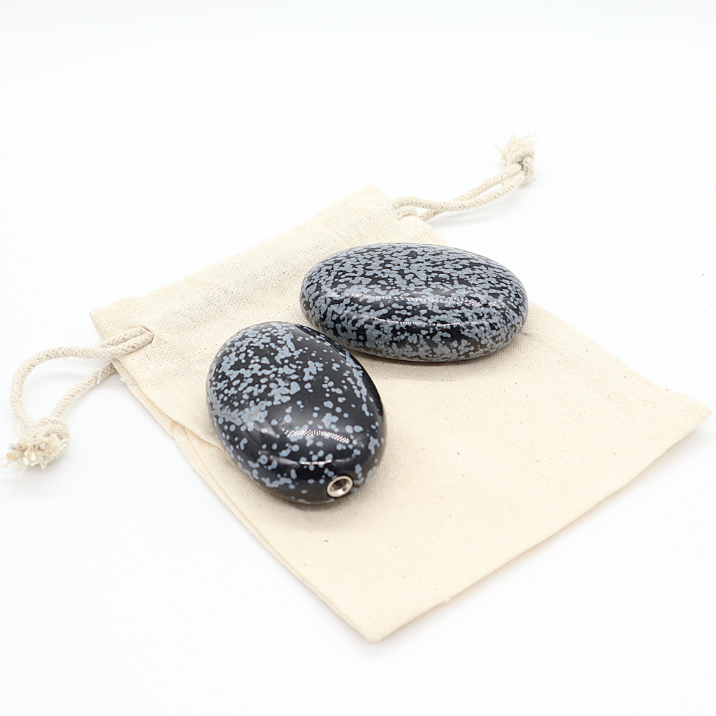 Edel-gedenk-steen obsidiaan sneewvlok