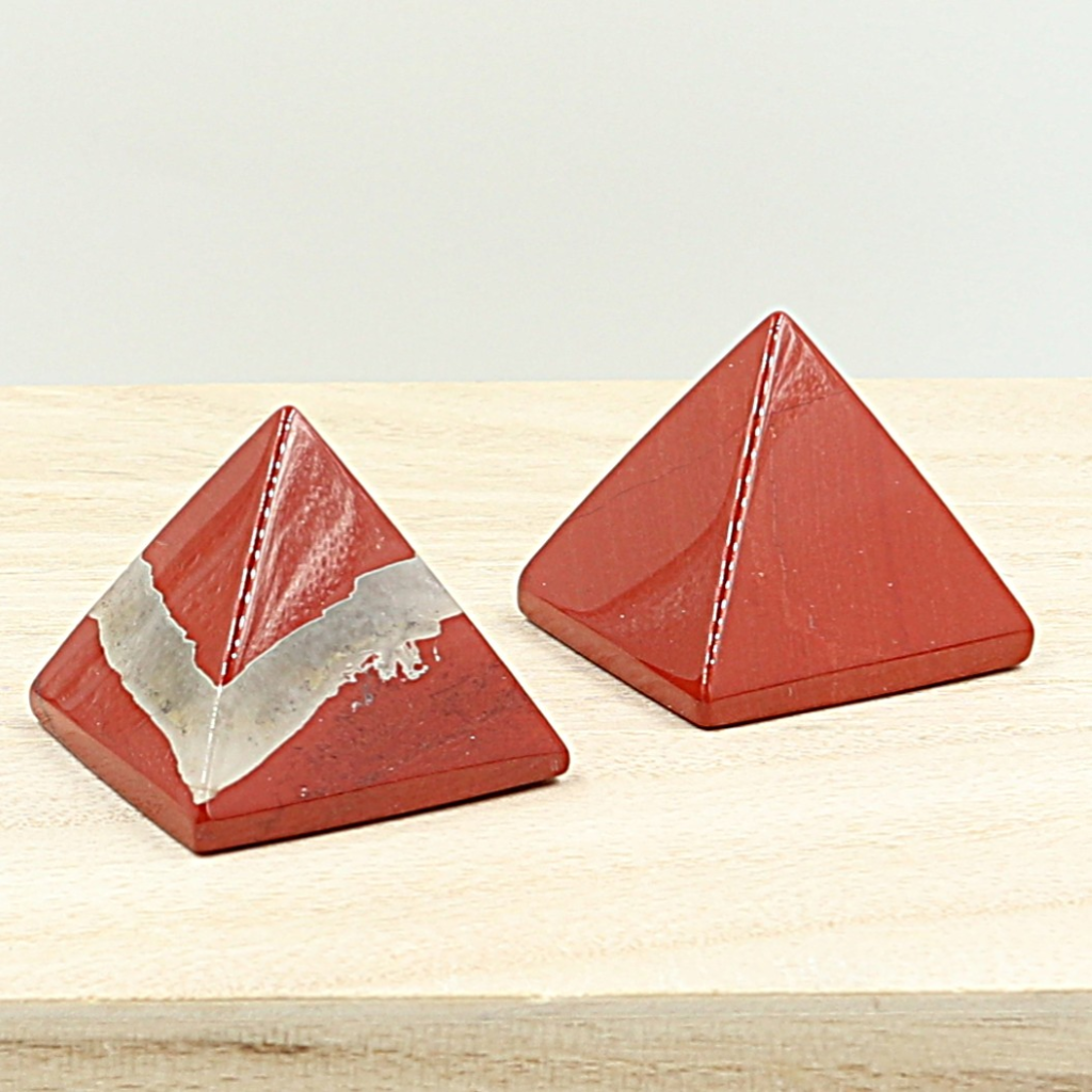 Piramide Jaspis rood