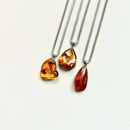 Gemstone collier Barnsteen