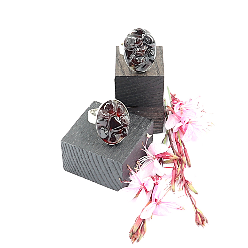 Zilveren ring met Granaat