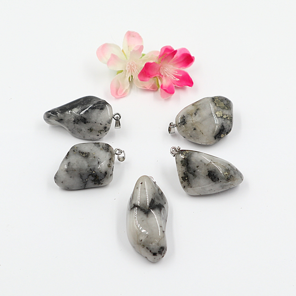 Gemstone collier African gold pyriet