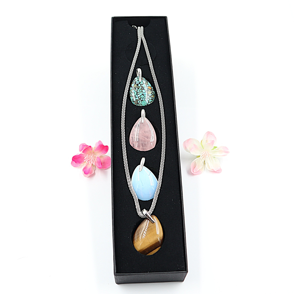 Set collier en hangers