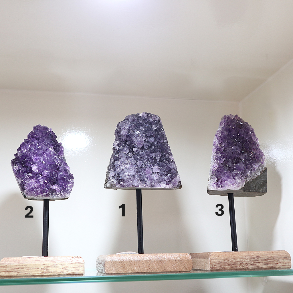 Amethist op standaard