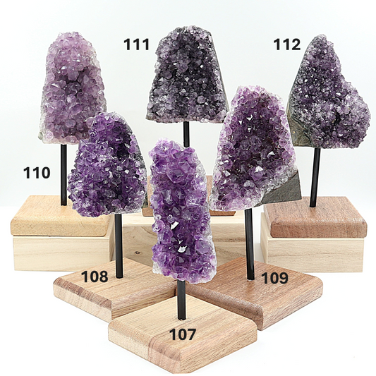 Amethist op standaard