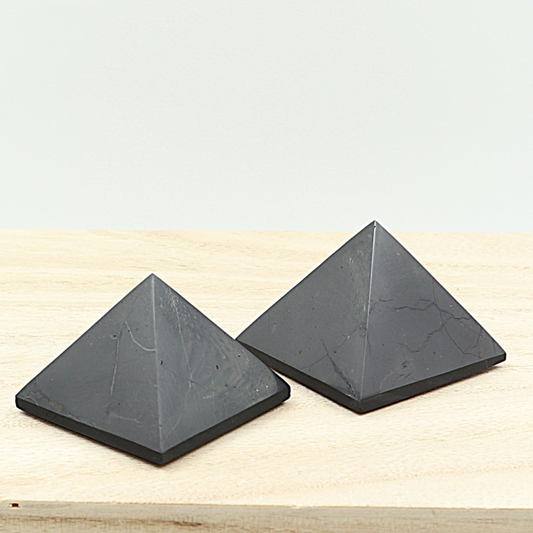 Piramide Shungiet small
